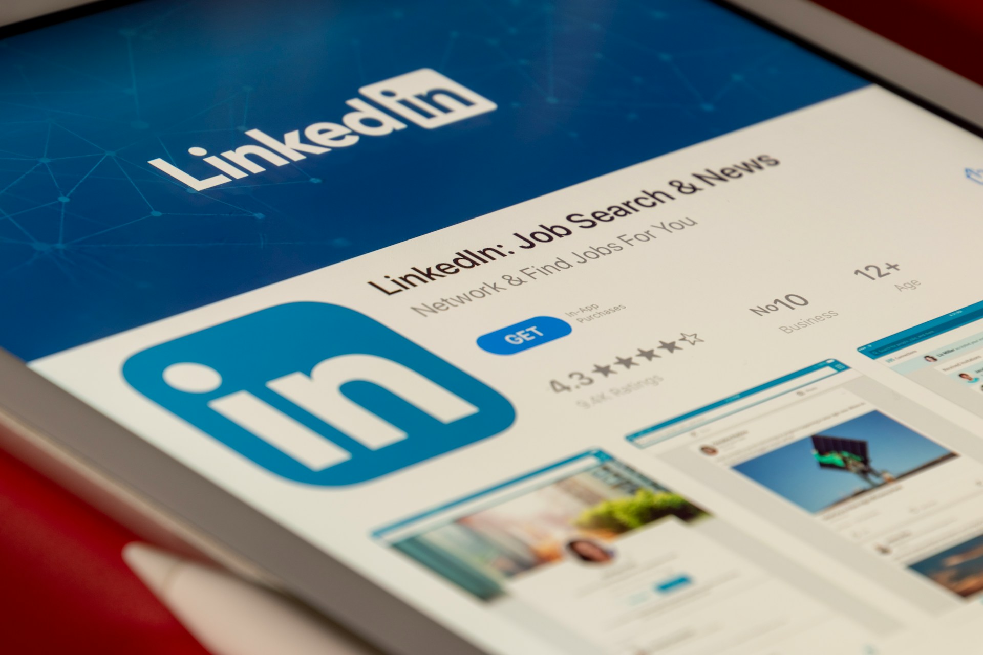 LinkedIn intră &icirc;n lumea jocurilor cu 3 puzzle-uri de logică