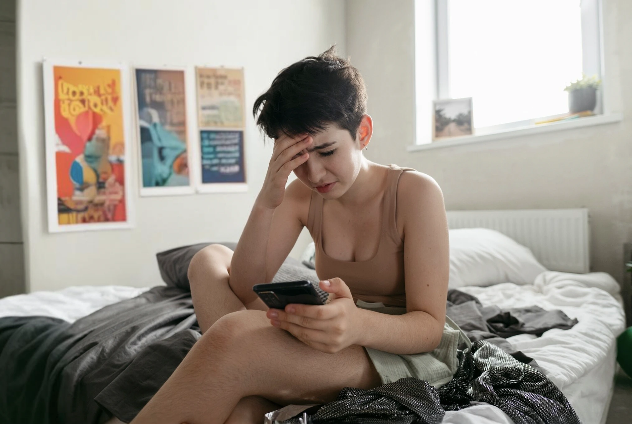 Instagram lansează noi funcționalități pentru a combate &icirc;nșelătoriile de sextorție direcționate către adolescenți